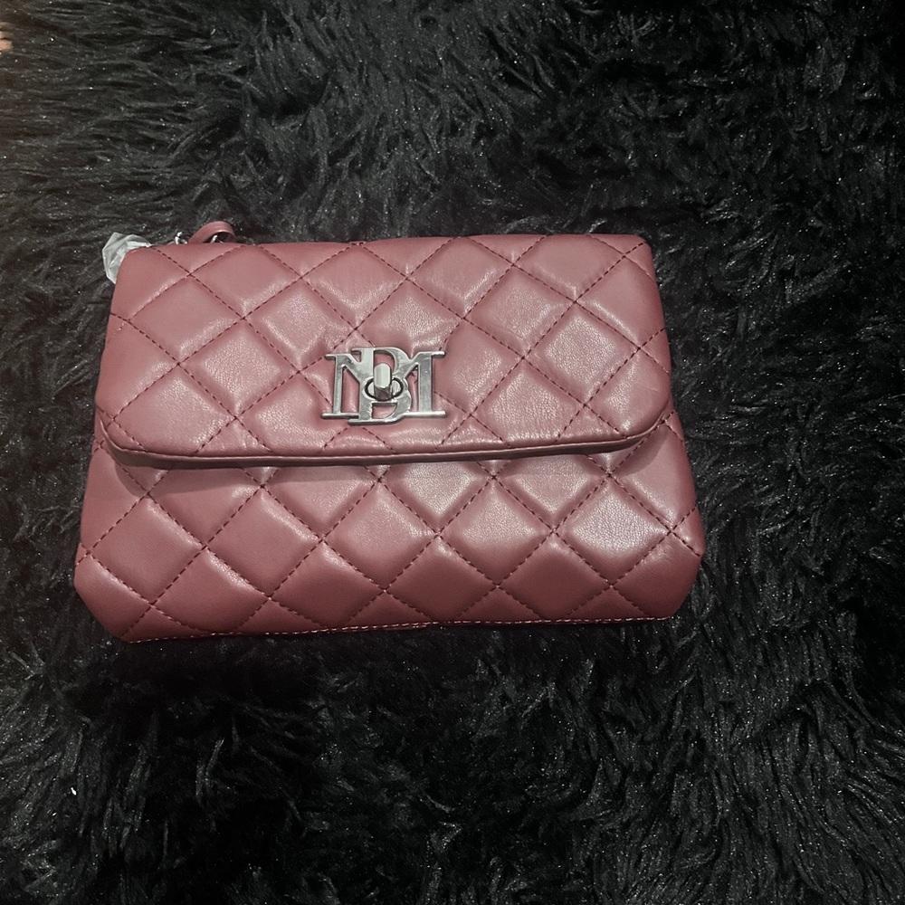 Badgley Mischka Women's Medium Quilted Crossbody
